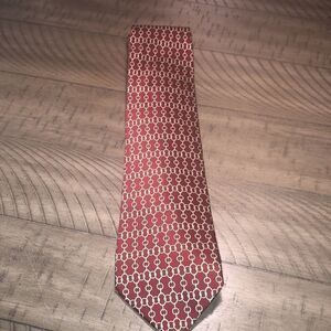 Vintage St Loren Silk Gold Chainlink Print Tie. Made in Italy 🇮🇹 WOW in Red!